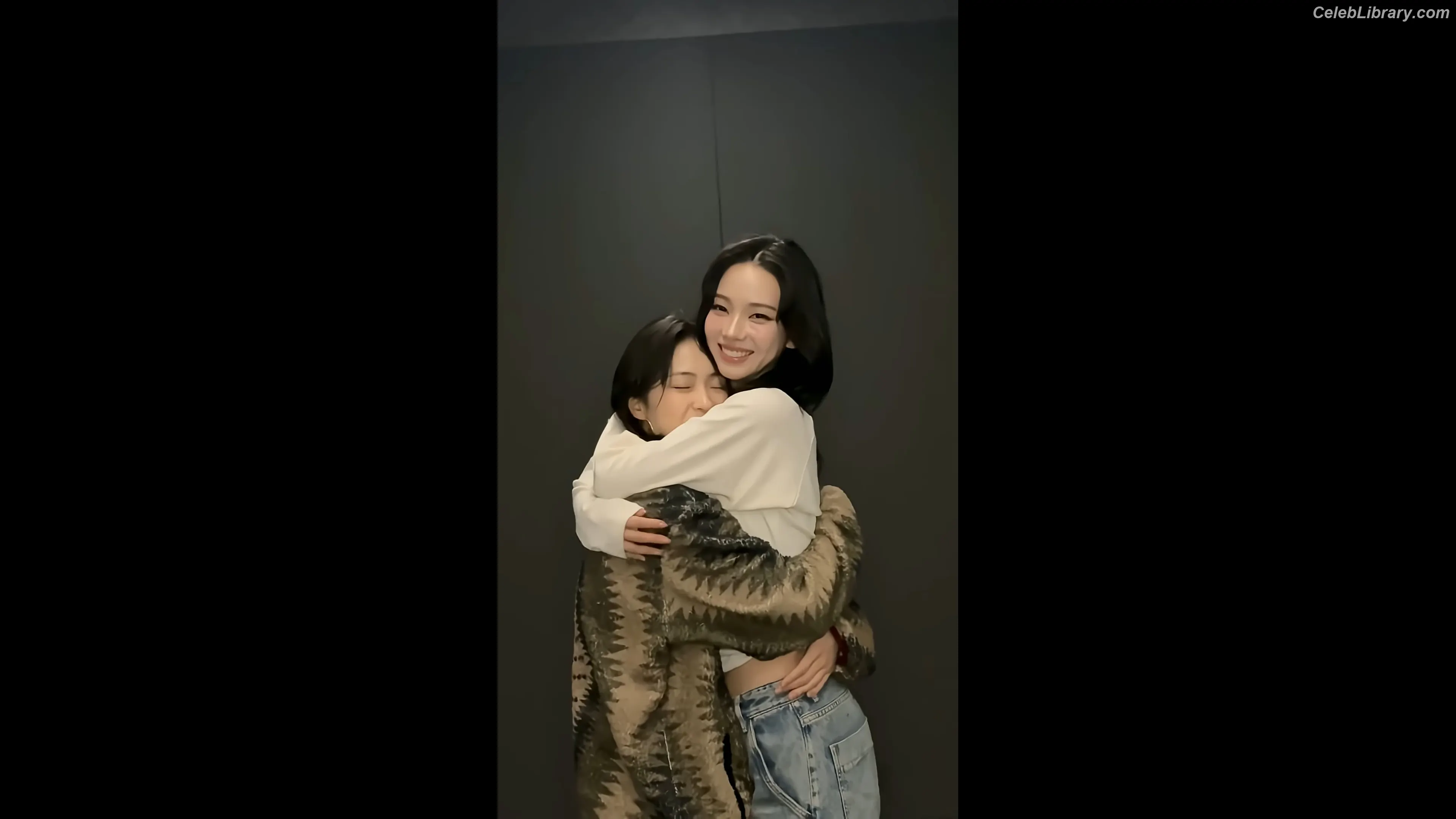 Ryujin (ITZY) photo 13 of 522