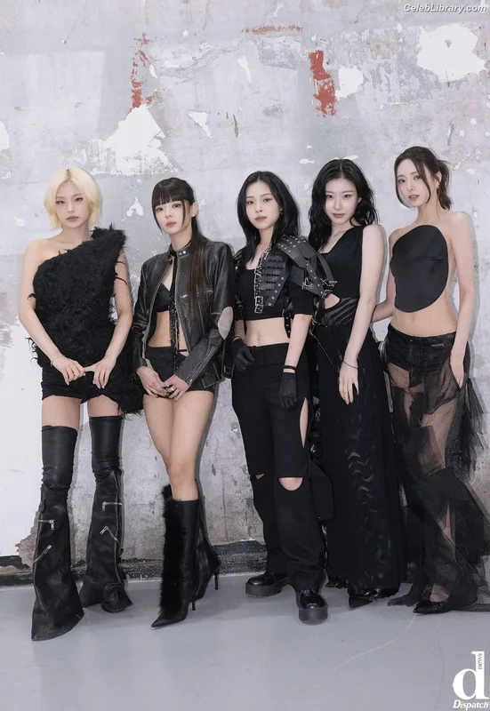 Ryujin (ITZY) photo 9 of 523