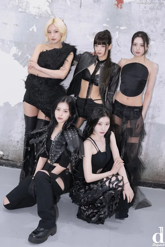 Ryujin (ITZY) photo 11 of 523