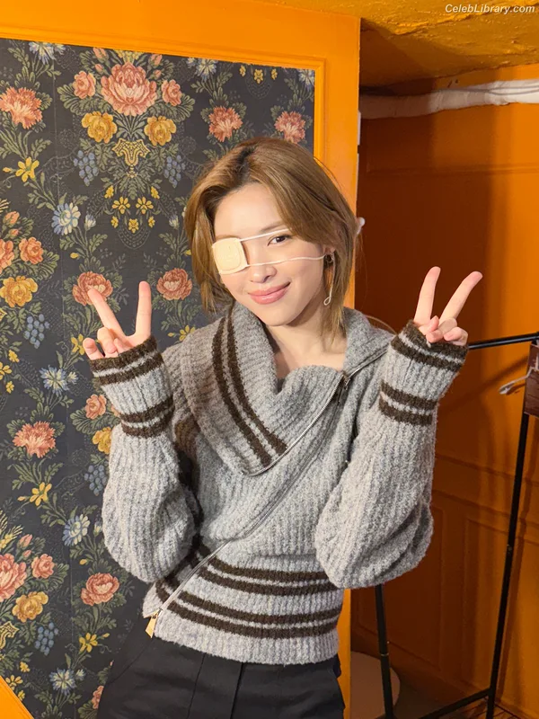Ryujin (ITZY) photo 13 of 523