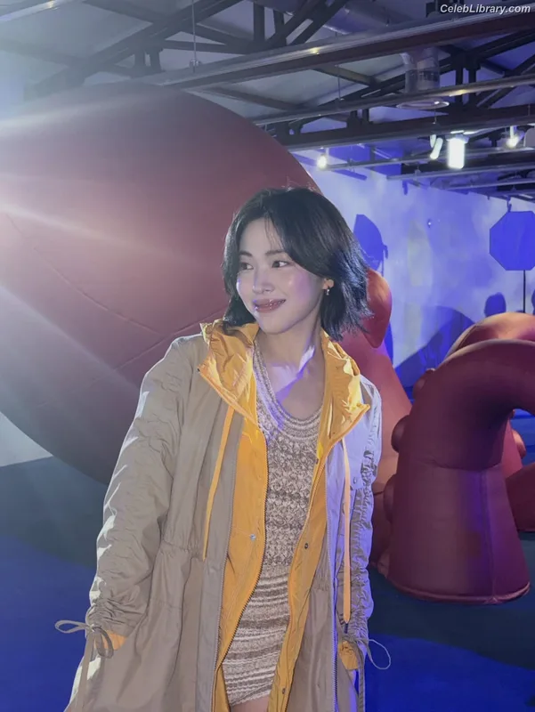 Ryujin (ITZY) photo 19 of 523