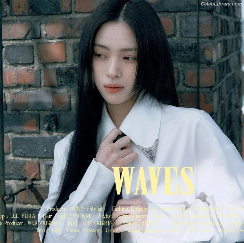 Ryujin (ITZY) photo 22 of 523