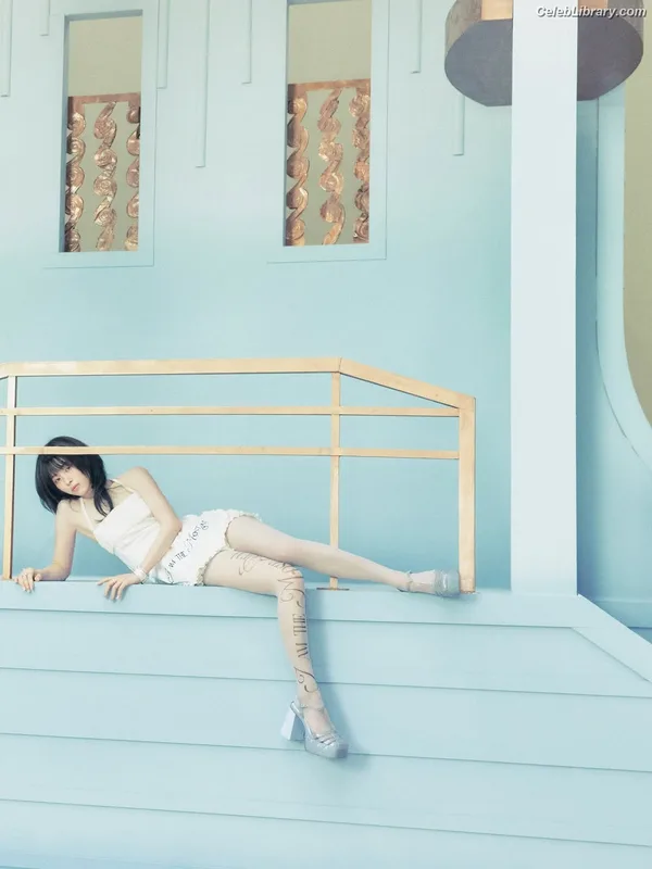 Ryujin (ITZY) photo 10 of 523
