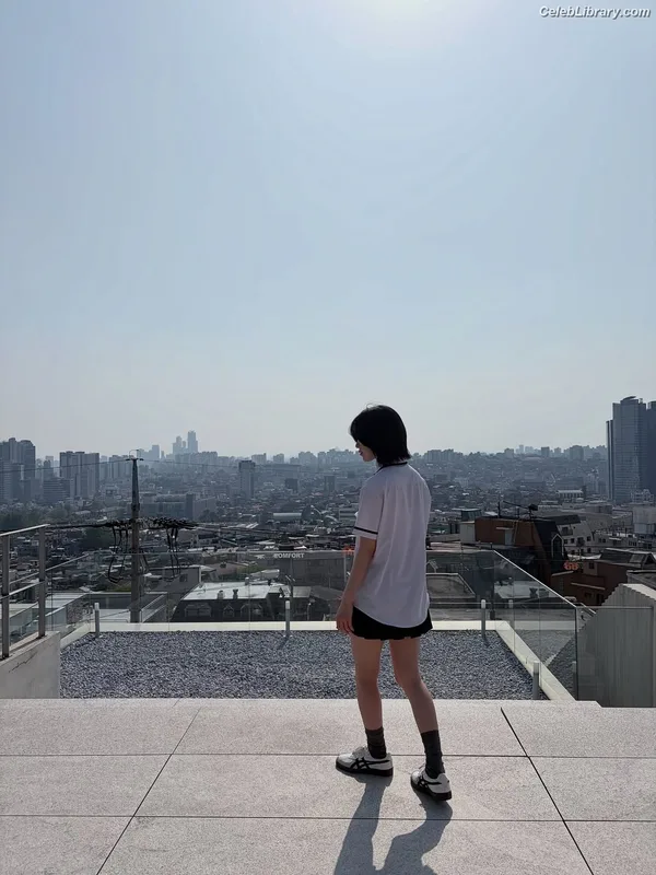 Ryujin (ITZY) photo 24 of 523