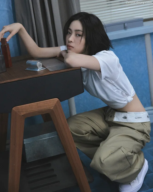 Ryujin (ITZY) photo 13 of 523