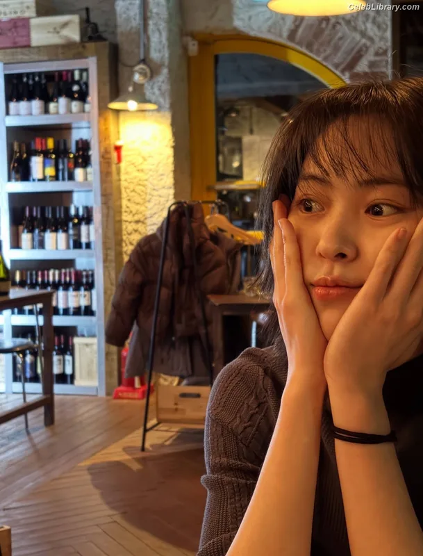 Ryujin (ITZY) photo 10 of 523