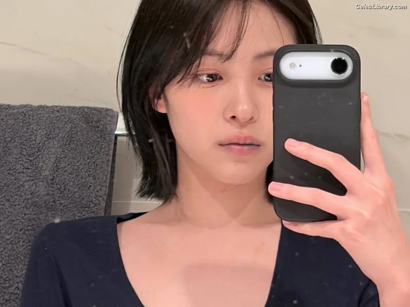 Ryujin (ITZY) photo 1 of 523