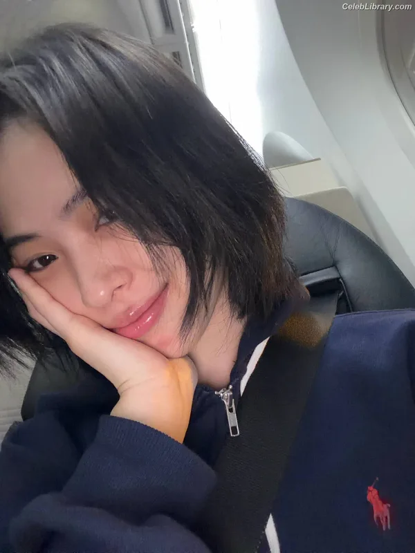 Ryujin (ITZY) photo 4 of 523