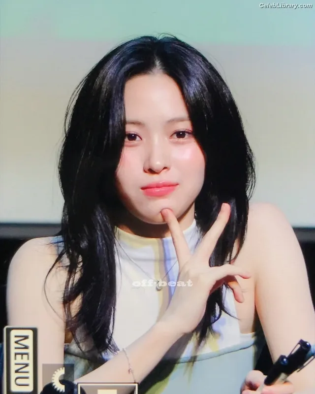 Ryujin (ITZY) photo 20 of 523