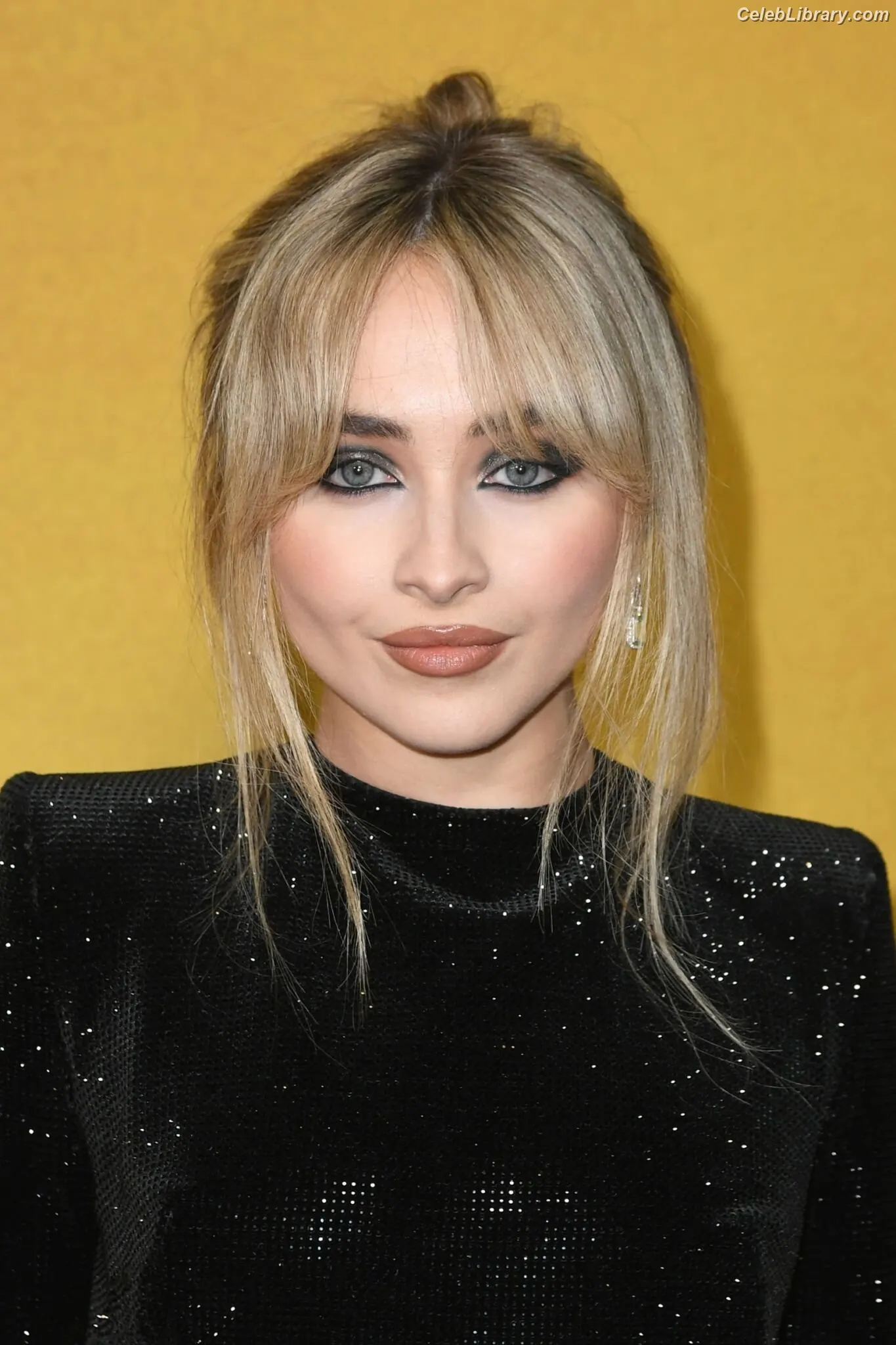 Sabrina Carpenter photo 4 of 6409
