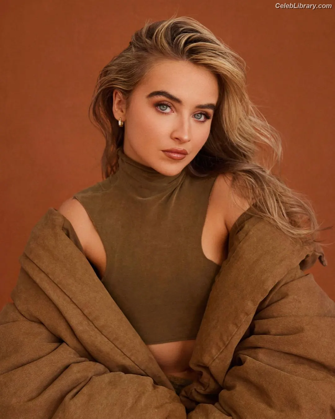Sabrina Carpenter photo 18 of 6409