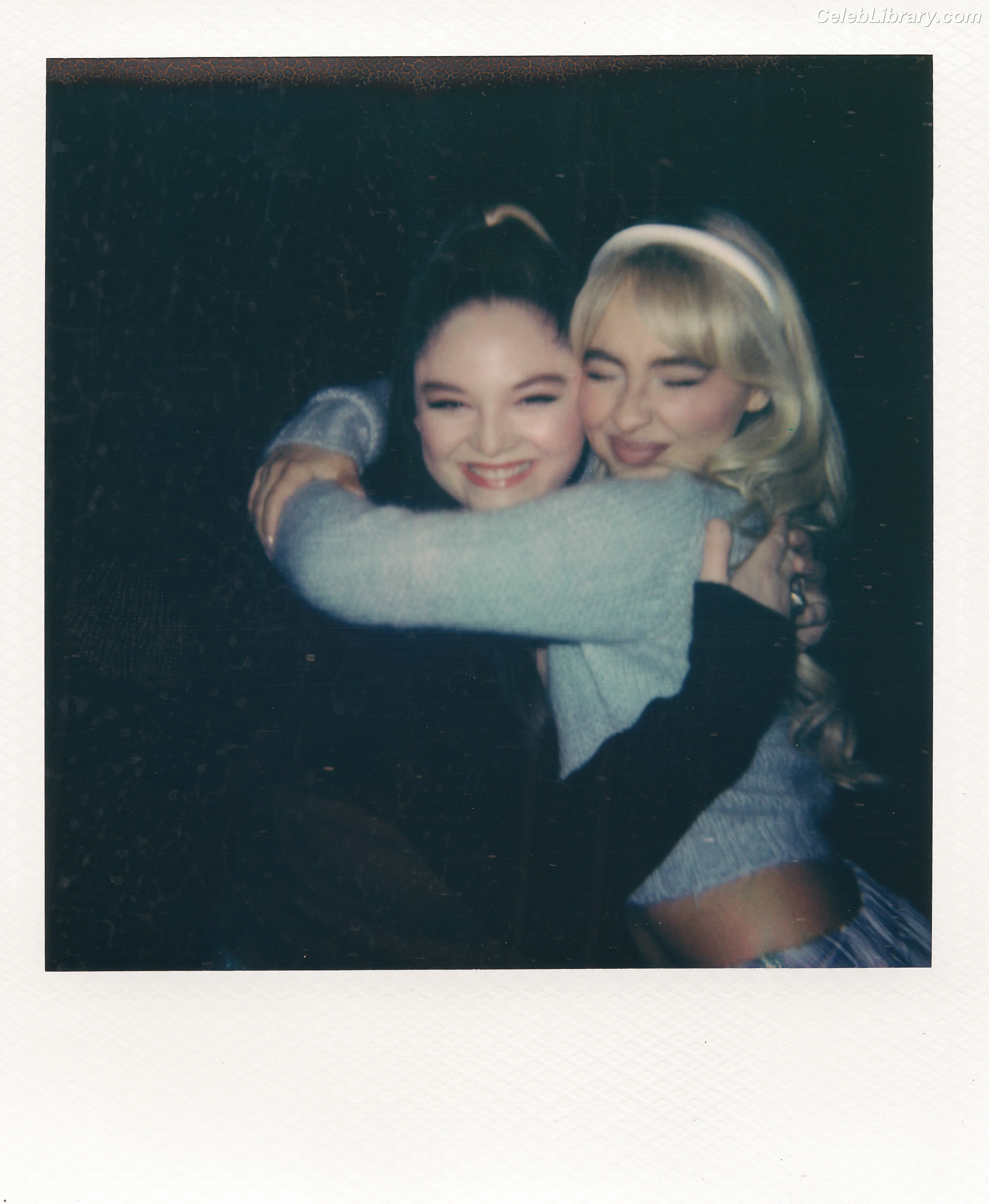 Sabrina Carpenter photo 4 of 6409