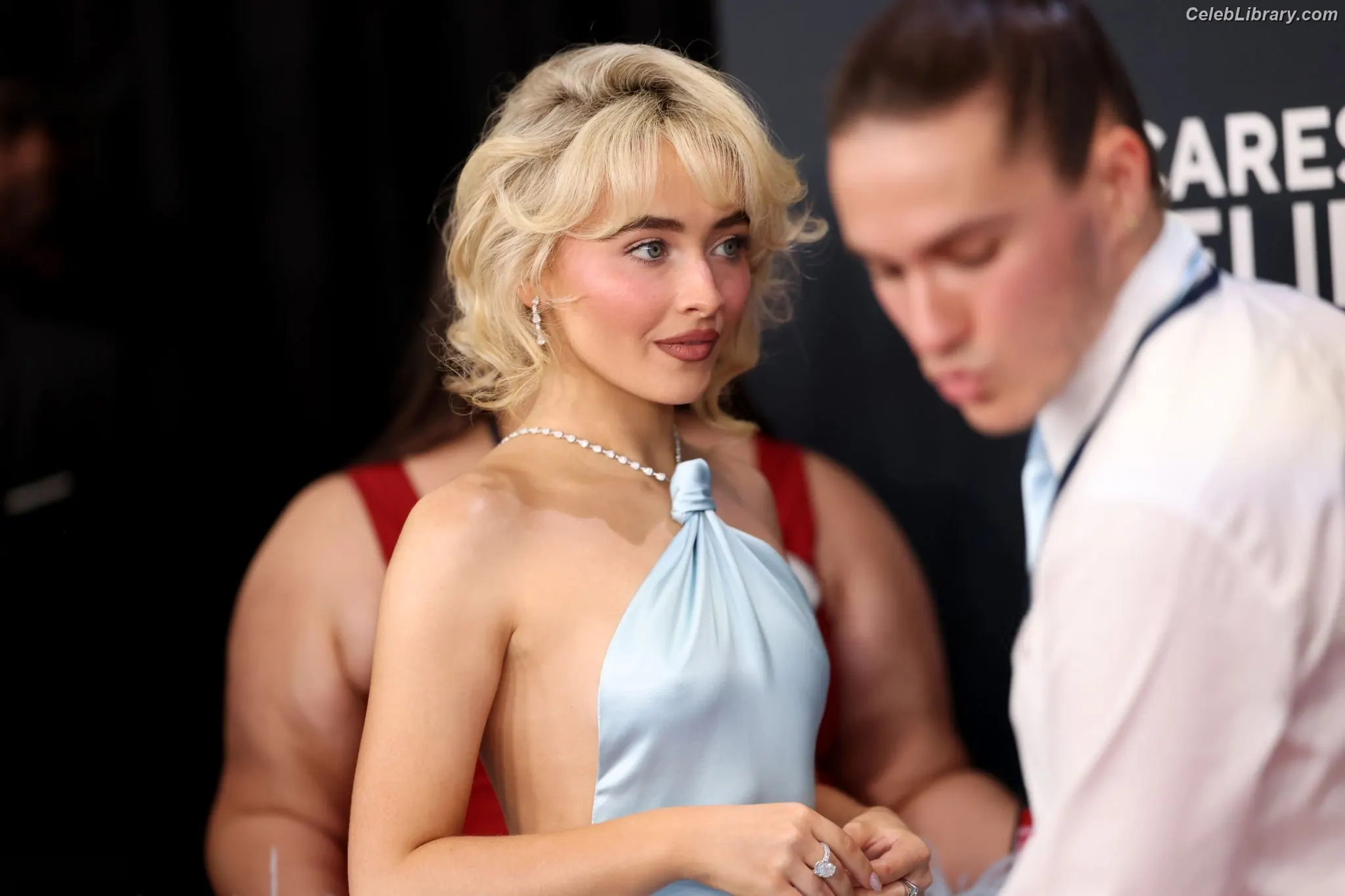 Sabrina Carpenter photo 10 of 6409