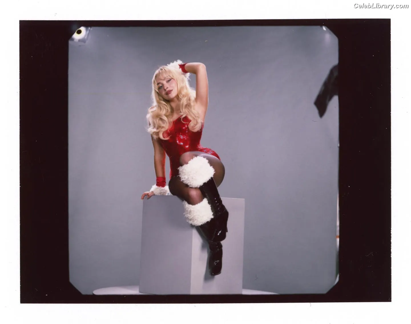 Sabrina Carpenter photo 23 of 6409
