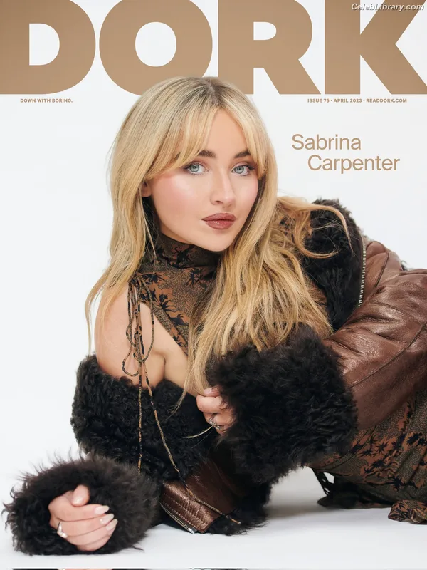 Sabrina Carpenter photo 23 of 6403