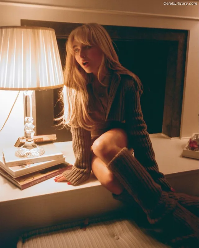 Sabrina Carpenter photo 15 of 6403