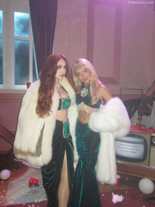 Sabrina Carpenter photo 14 of 6403