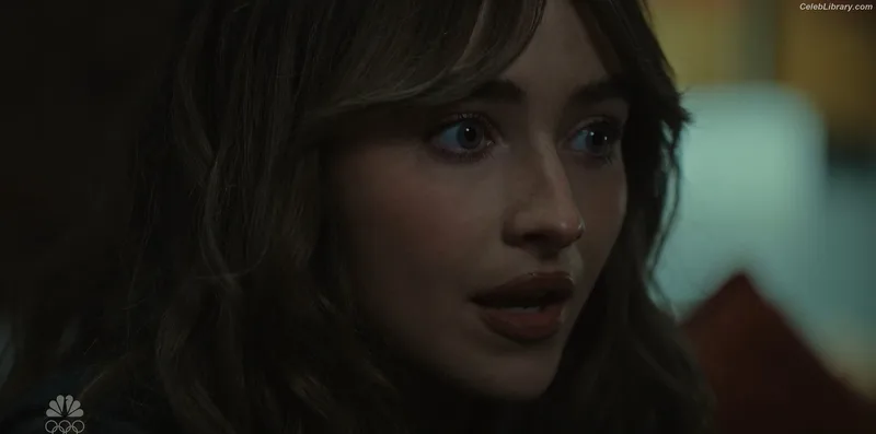 Sabrina Carpenter photo 3 of 6403