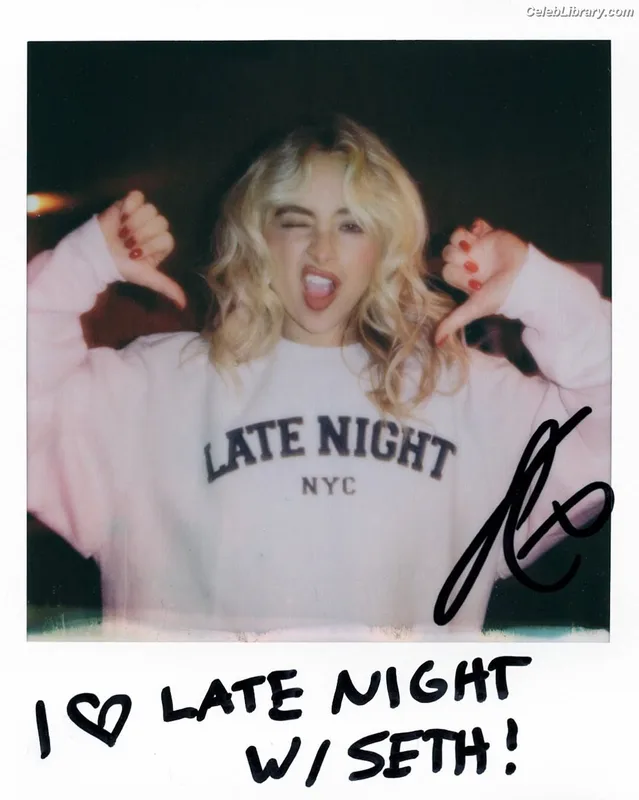 Sabrina Carpenter photo 23 of 6403