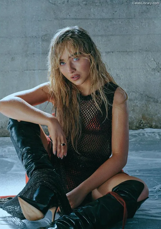 Sabrina Carpenter photo 18 of 6403