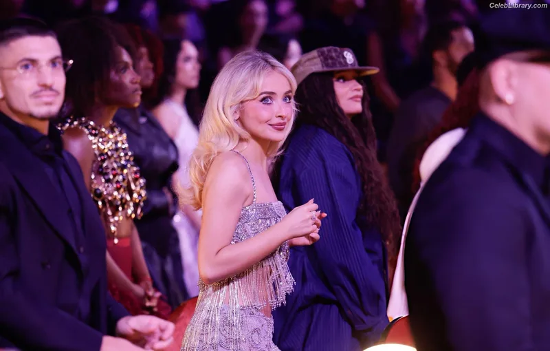 Sabrina Carpenter photo 20 of 6403