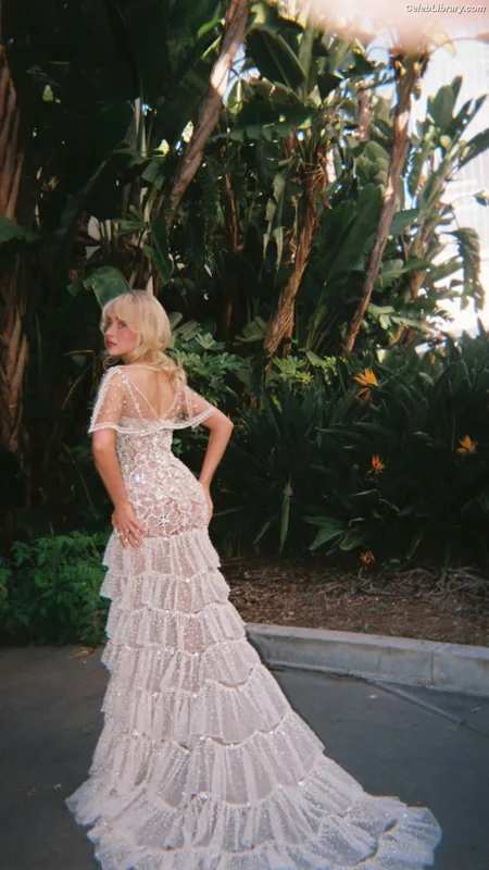 Sabrina Carpenter photo 15 of 6403