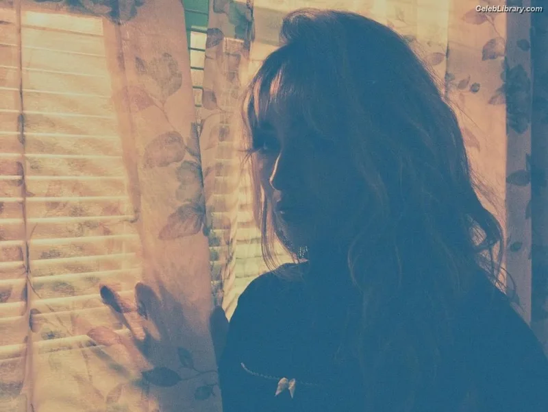 Sabrina Carpenter photo 16 of 6403
