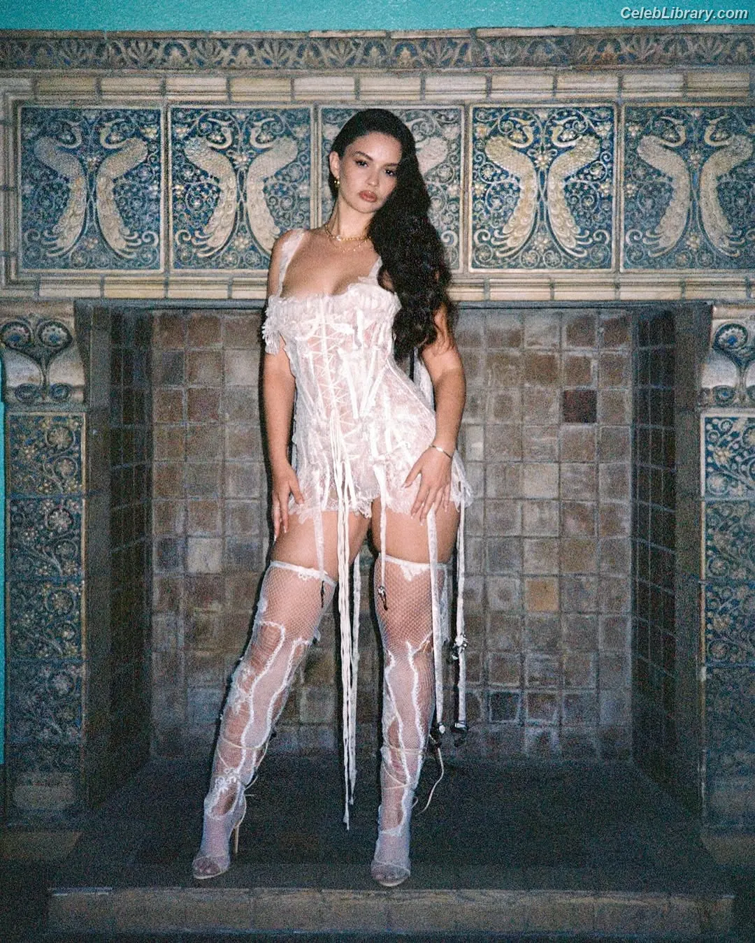 Sabrina Claudio photo 1 of 54
