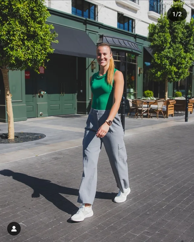 Sabrina Ionescu photo 6 of 168