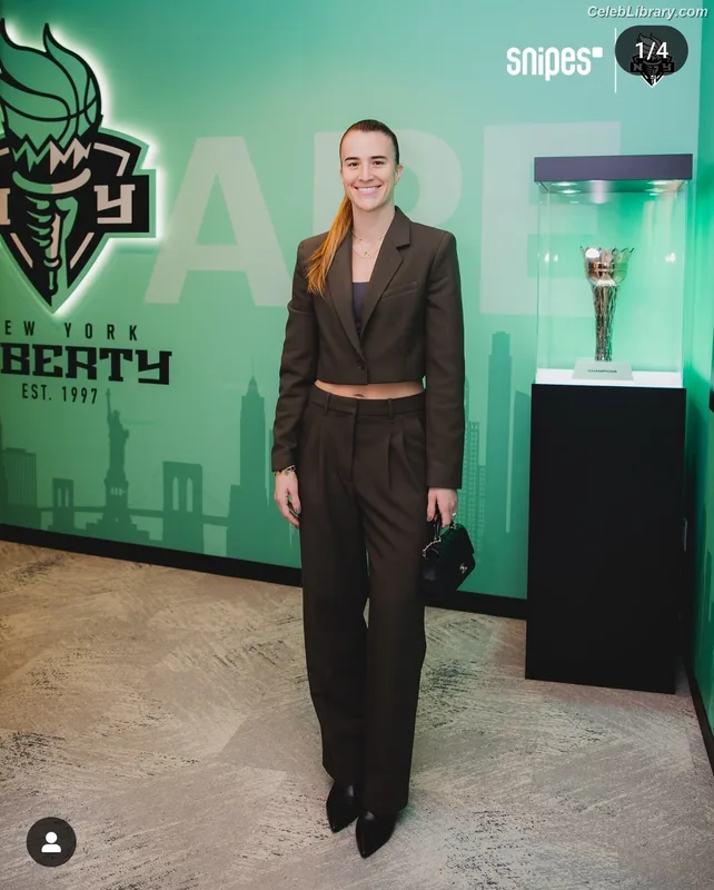 Sabrina Ionescu photo 2 of 168