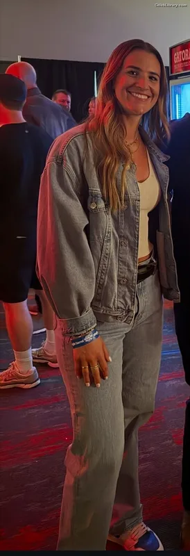 Sabrina Ionescu photo 3 of 168