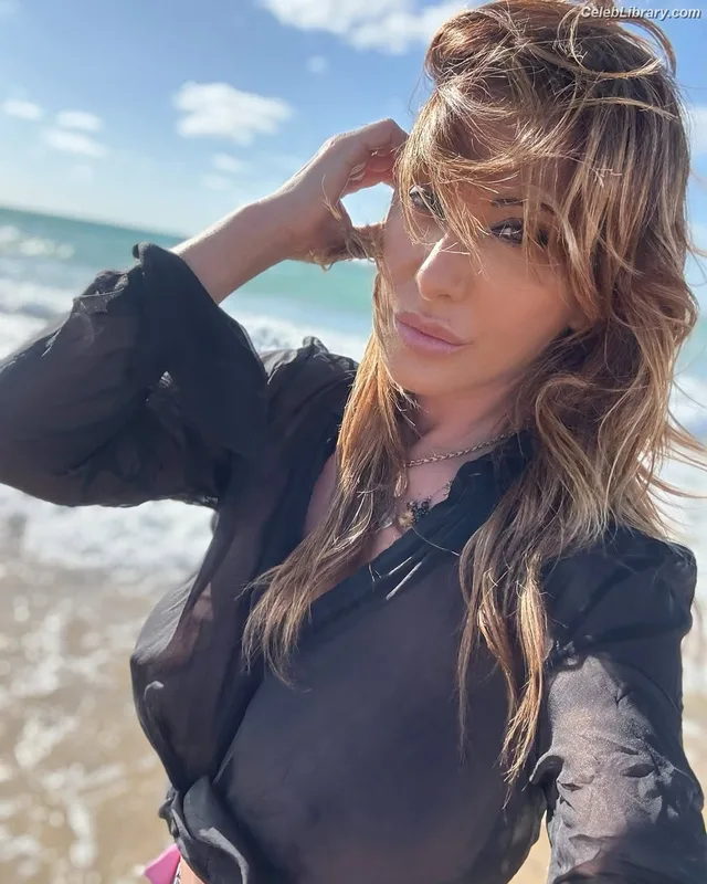 Sabrina Salerno photo 12 of 1083