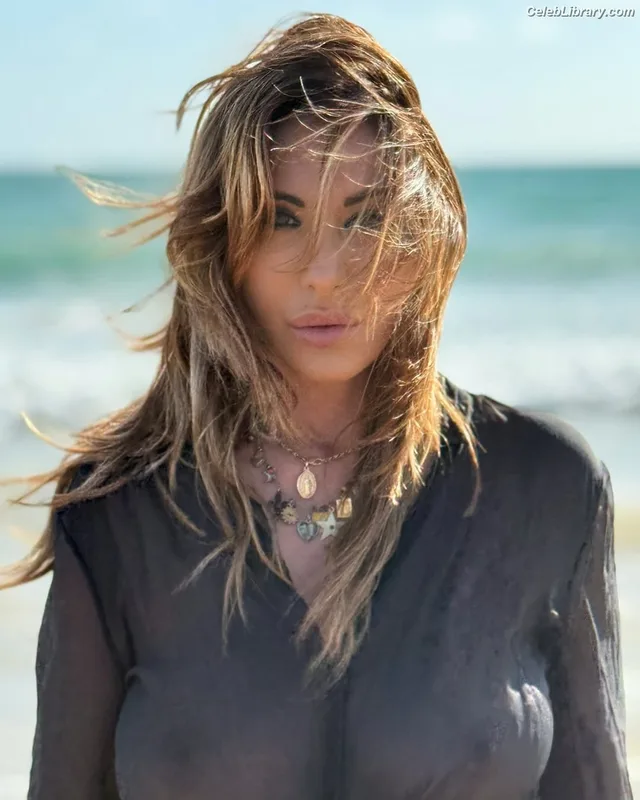 Sabrina Salerno photo 13 of 1083