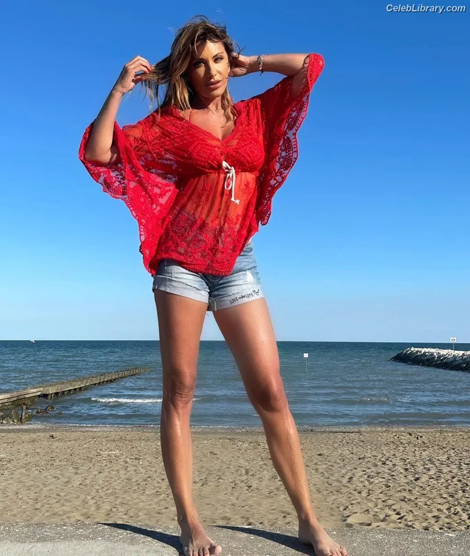 Sabrina Salerno photo 14 of 1083