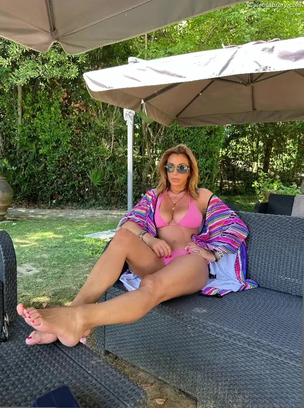 Sabrina Salerno photo 17 of 1083