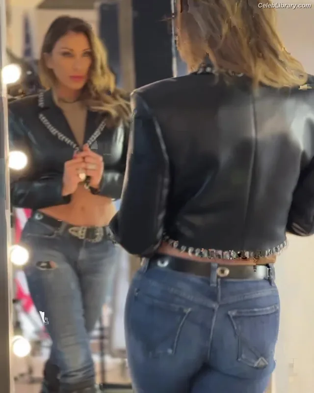 Sabrina Salerno photo 11 of 1083