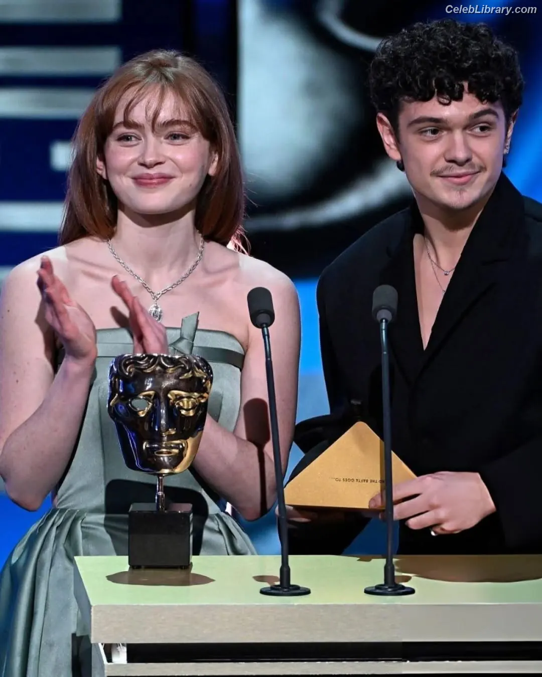 Sadie Sink photo 2 of 1906