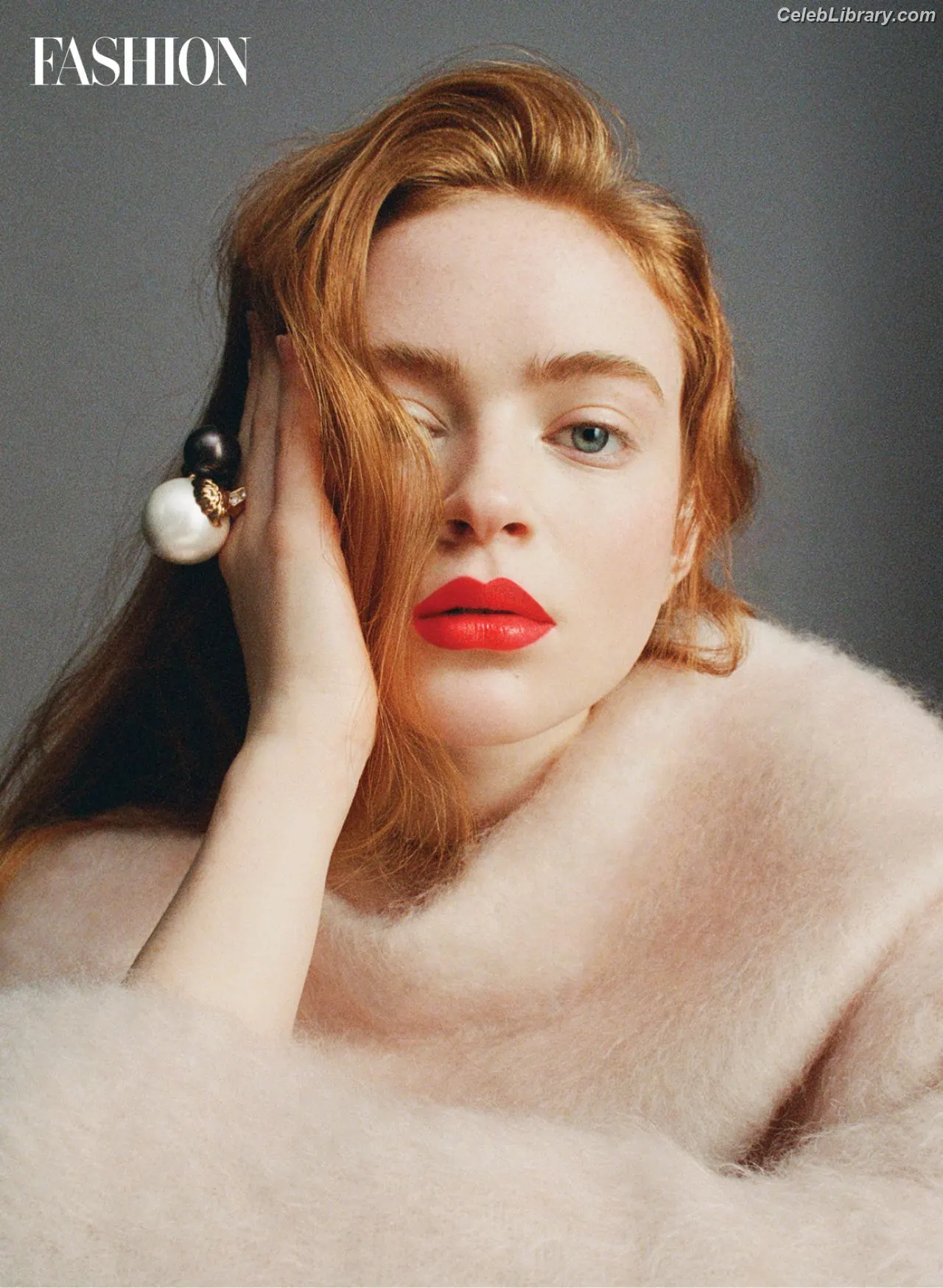 Sadie Sink photo 12 of 1906