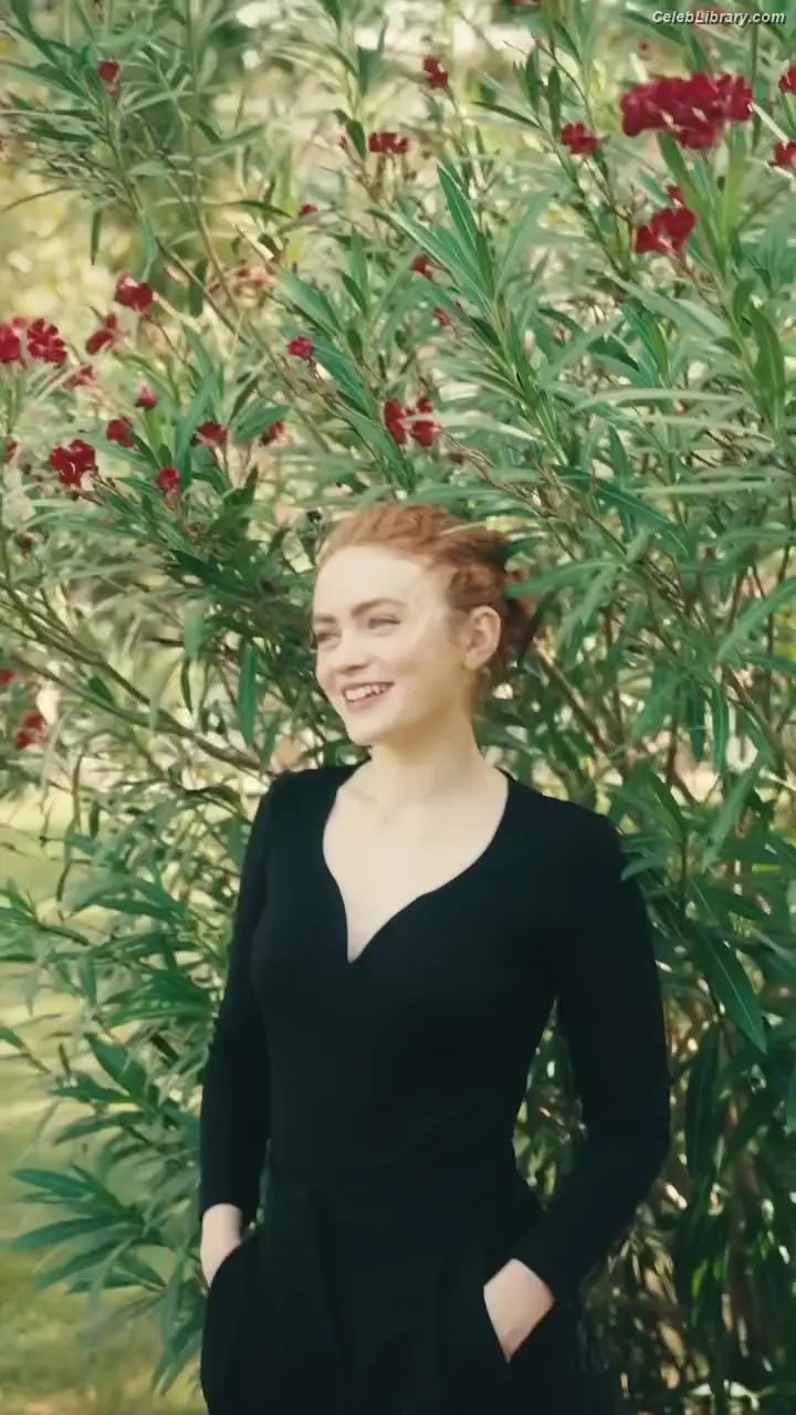 Sadie Sink photo 1 of 1906