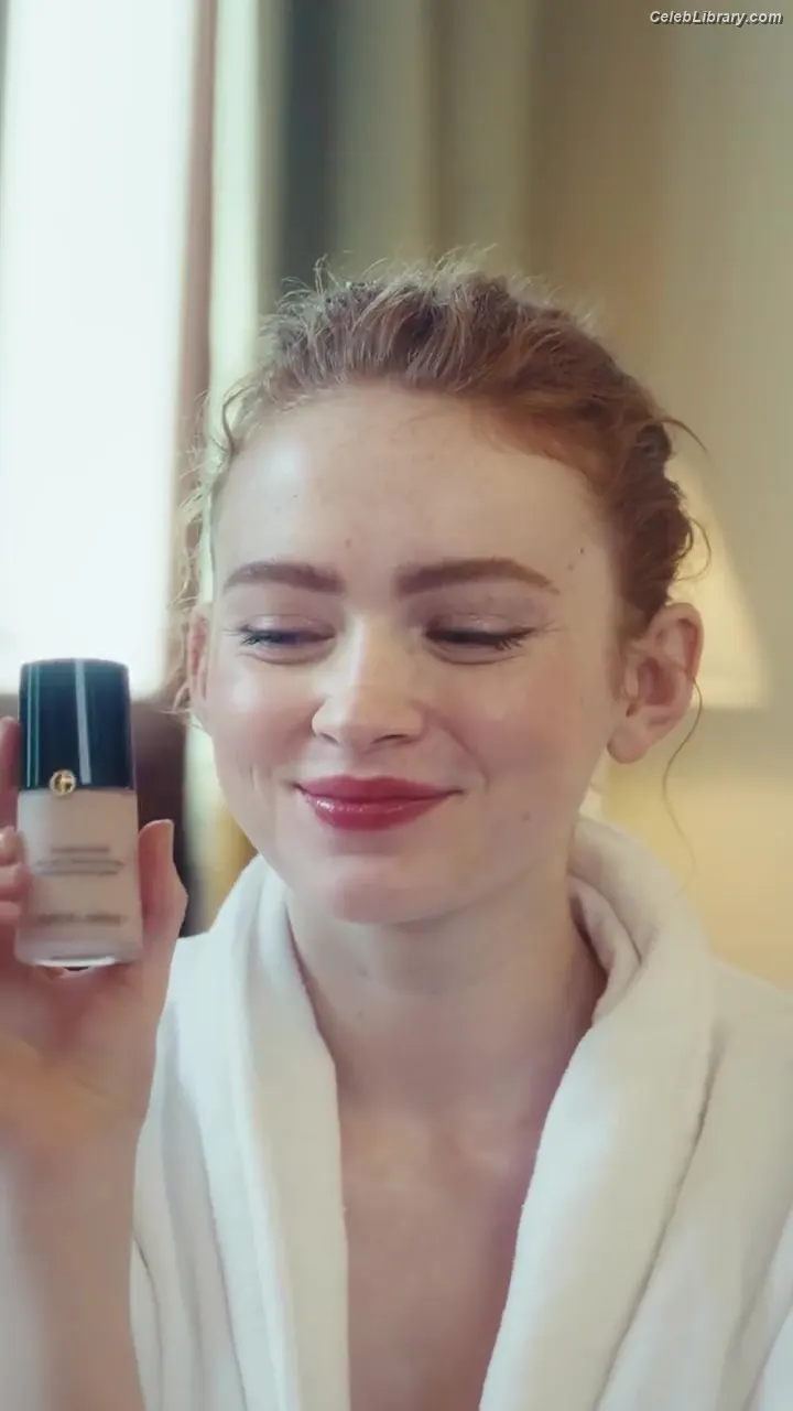 Sadie Sink photo 7 of 1906