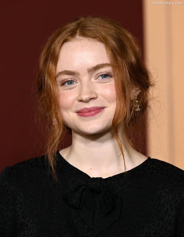 Sadie Sink photo 4 of 1907