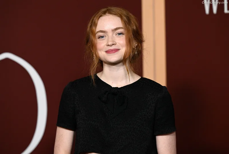 Sadie Sink photo 12 of 1907