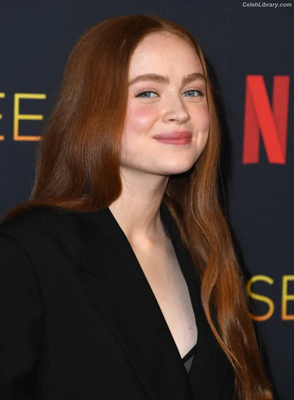 Sadie Sink photo 15 of 1907