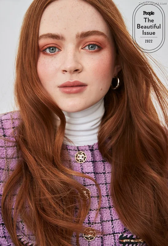Sadie Sink photo 10 of 1907