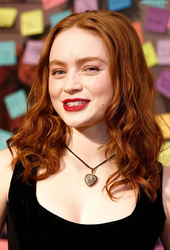 Sadie Sink photo 21 of 1907