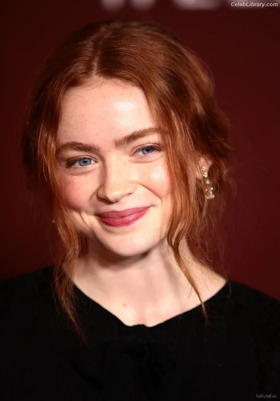 Sadie Sink photo 24 of 1907