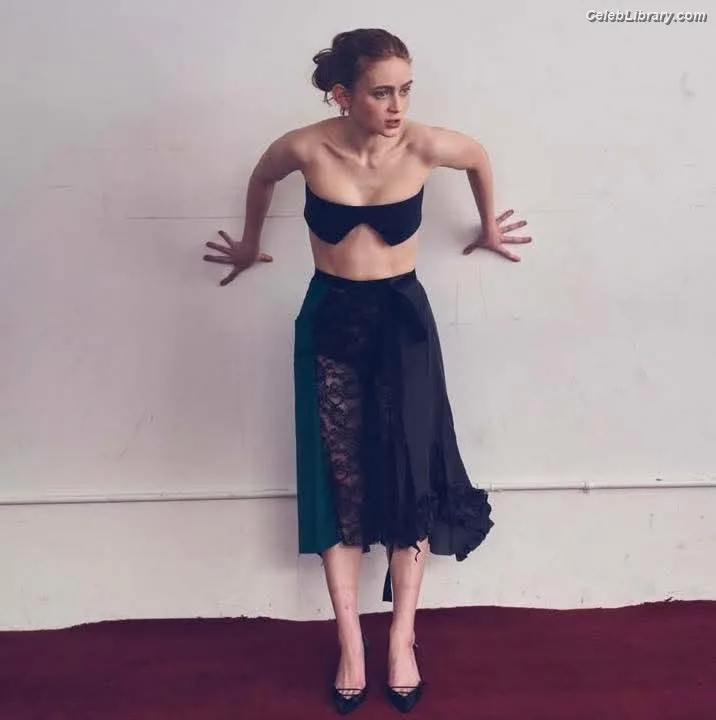 Sadie Sink photo 2 of 1907