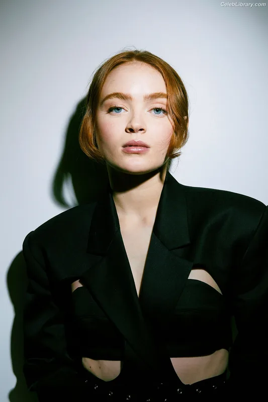Sadie Sink photo 23 of 1907