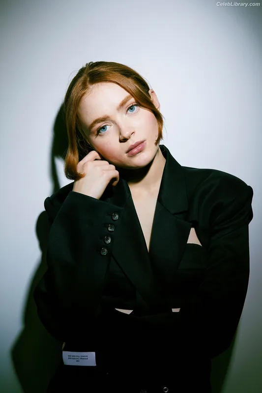 Sadie Sink photo 24 of 1907