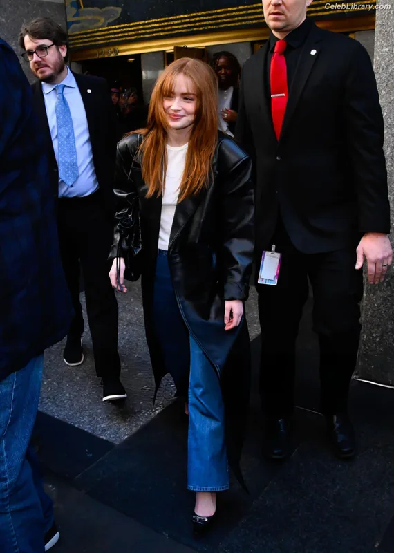 Sadie Sink photo 24 of 1907